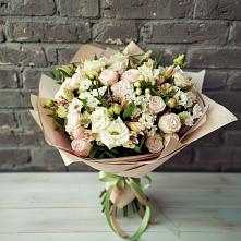 Букет цветов из:  Альстромерии, Розы и Хризантемы в Краснобродском