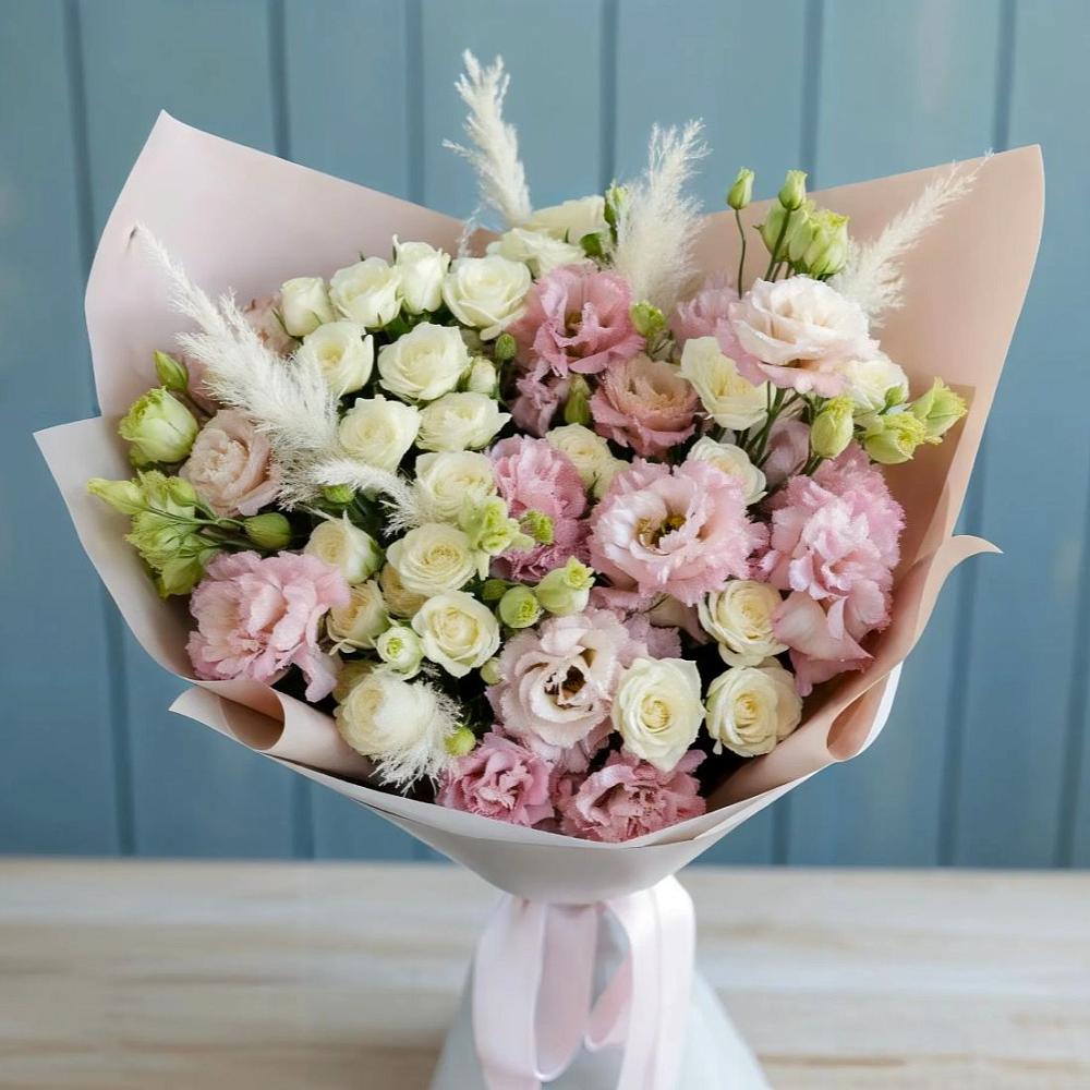 Букет цветов из: Альстромерии и Розы в Краснобродском