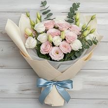 Букет цветов из:  Лизиантусы в Краснобродском