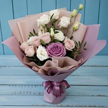 Букет цветов из:  Розы и Лизиантусы в Краснобродском
