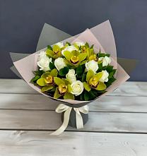 Букет цветов из:  Орхидеи и Розы в Краснобродском