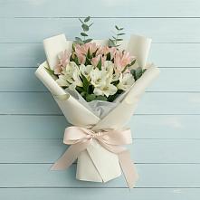 Букет цветов из:  Альстромерии в Краснобродском