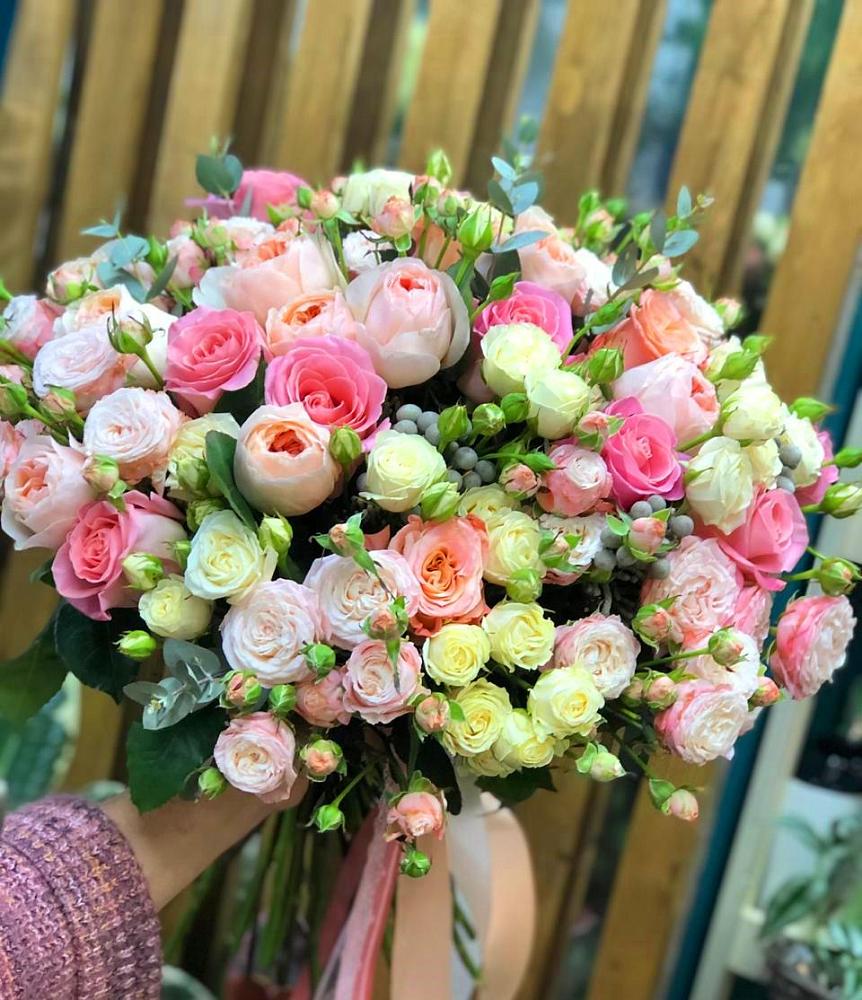 Букет цветов из: Розы в Краснобродском