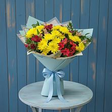 Букет цветов из:  Альстромерии и Хризантемы в Краснобродском