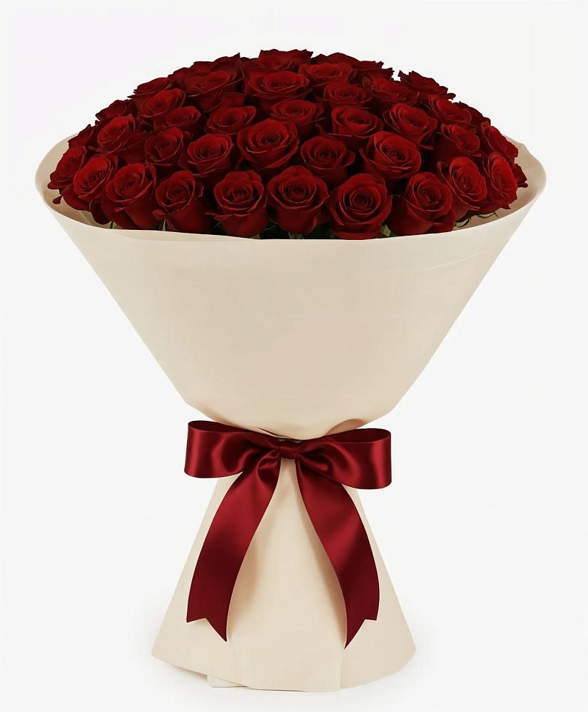 Букет 101 Бордовая роза Блэк Бакарра в Краснобродском