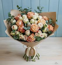 Букет цветов из:  Альстромерии и Розы в Краснобродском