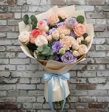 Букет цветов из:  Розы, Лизиантусы и Гвоздики в Краснобродском