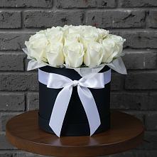 Цветочная композиция из Розы в шляпной коробке в Краснобродском